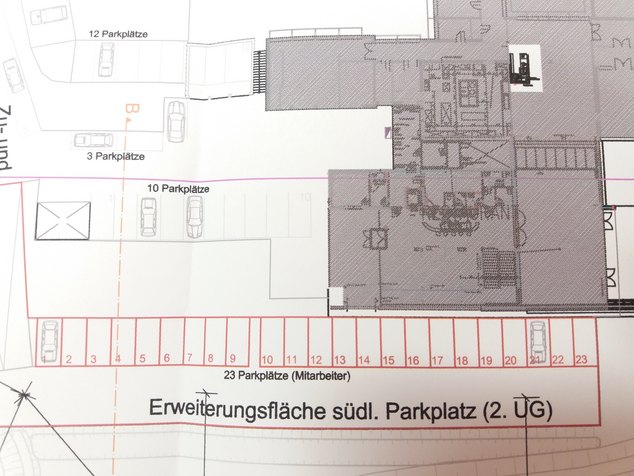 Parkplatz.jpg  